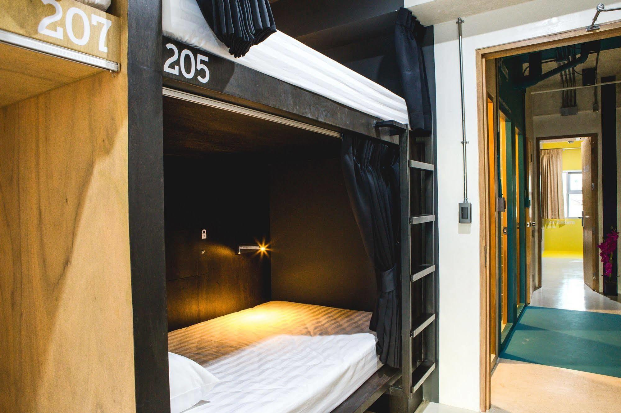 Bob Hostel บ็อบโฮสเทล Bangkok Exterior photo